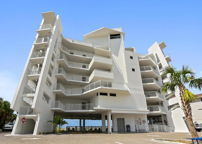 Oceana 301 East